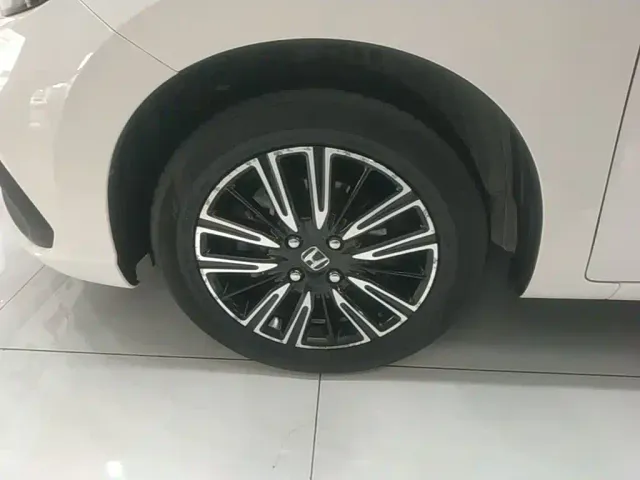 Honda Fit — Фото автомобиля 22