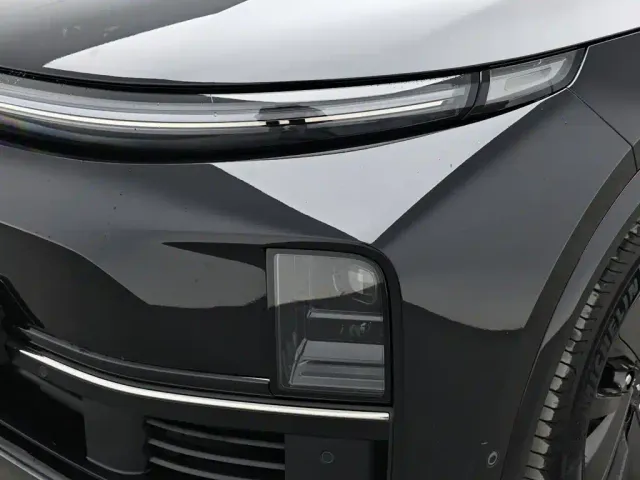 Li Auto L7 — Фото автомобиля 18