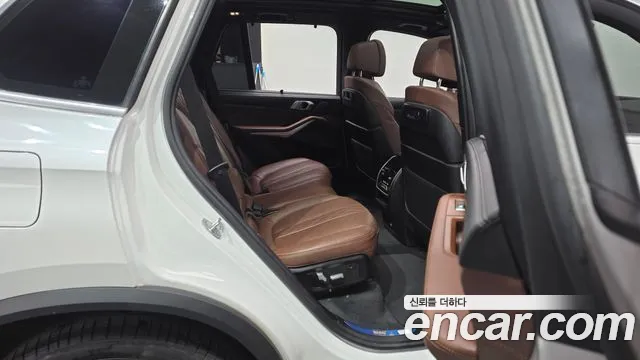 BMW X5 — Фото автомобиля 12