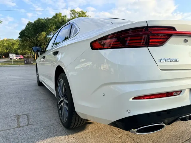 Geely Xingrui — Фото автомобиля 30
