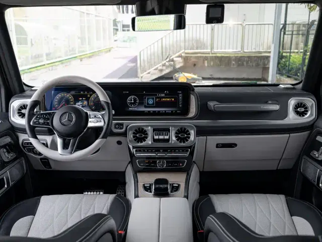 Mercedes-Benz G-Class — Фото автомобиля 10