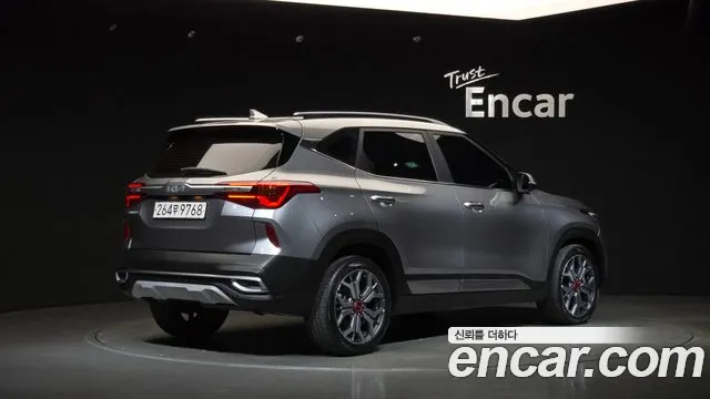 Kia Seltos — Фото автомобиля 2