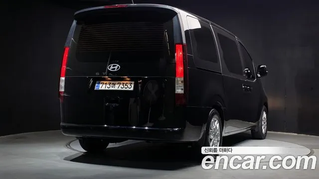 Hyundai Staria — Фото автомобиля 2
