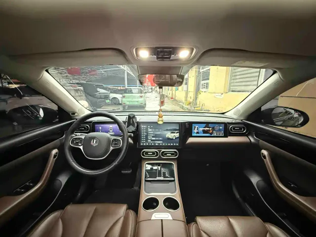 Leapmotor C11 — Фото автомобиля 9