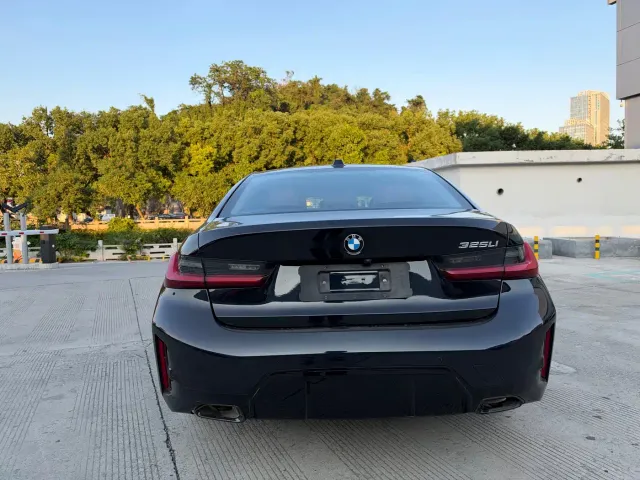 BMW 3 Series — Фото автомобиля 8