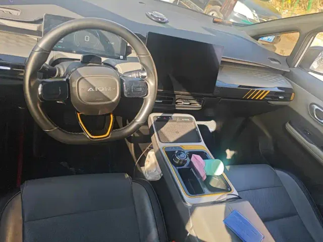 GAC Aion Y — Фото автомобиля 12