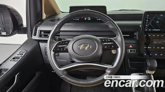 Hyundai Staria Staria 4WD Tourer 9 мест — Фото автомобиля 10