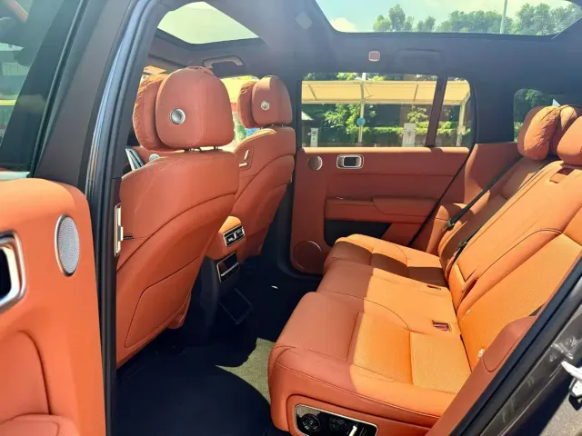 Li Auto L7 — Фото автомобиля 6