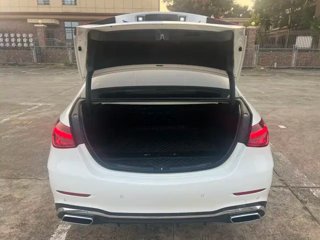 Mercedes-Benz C-Class — Фото автомобиля 11