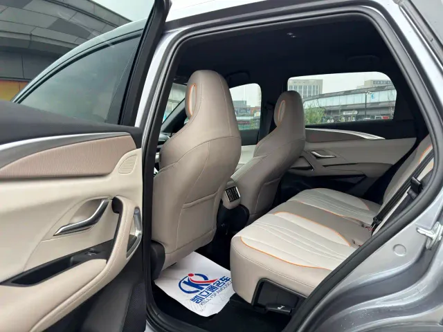 BYD Song Pro — Фото автомобиля 8