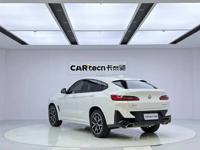 BMW X4 — Фото автомобиля 3