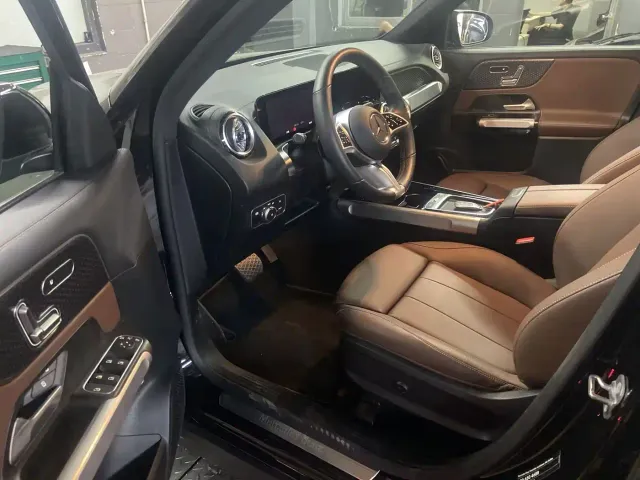 Mercedes-Benz GLB-Class — Фото автомобиля 8