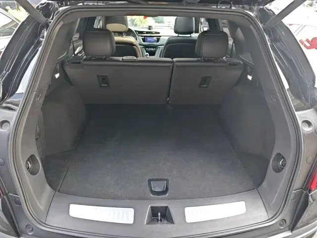 Cadillac XT5 — Фото автомобиля 18