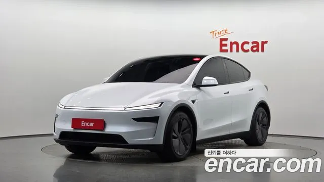 Фотография автомобиля — Tesla Model Y