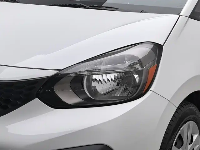 Honda Fit — Фото автомобиля 7