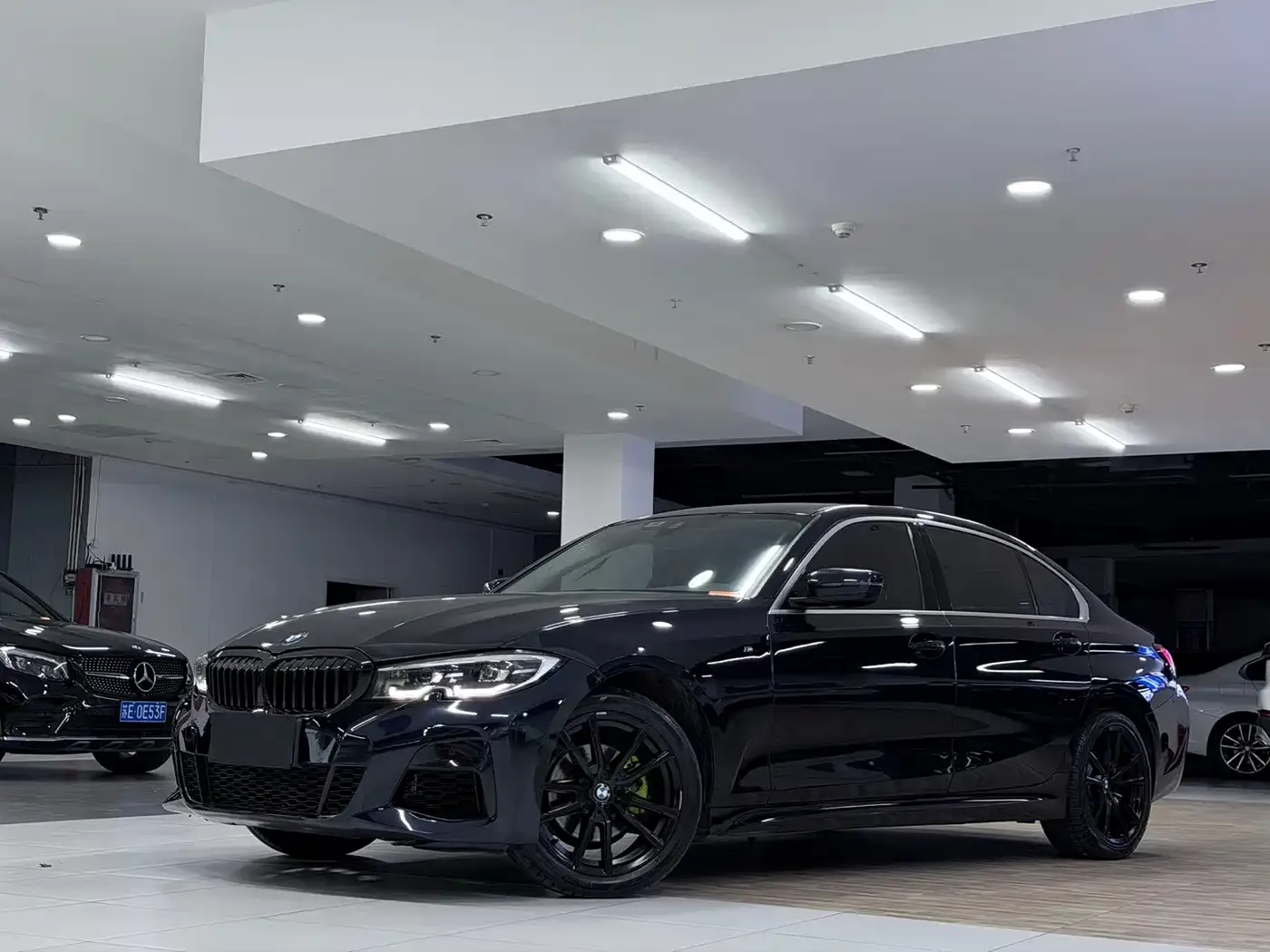 BMW BMW 3 Series 2022 325Li M Sport Package — Фото автомобиля 3