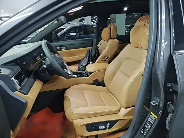 Li Auto ONE — Фото автомобиля 14