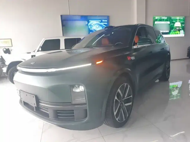 Фотография автомобиля — Li Auto L9