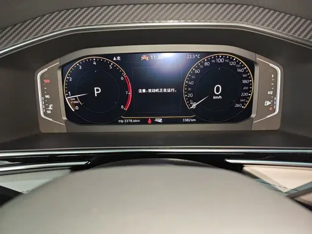 Volkswagen Tiguan L — Фото автомобиля 11