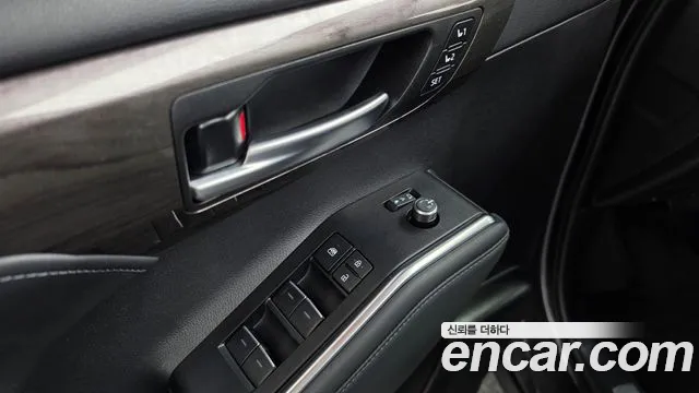 Toyota Highlander 4th Gen — Фото автомобиля 27