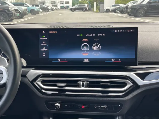 BMW 3 Series — Фото автомобиля 10