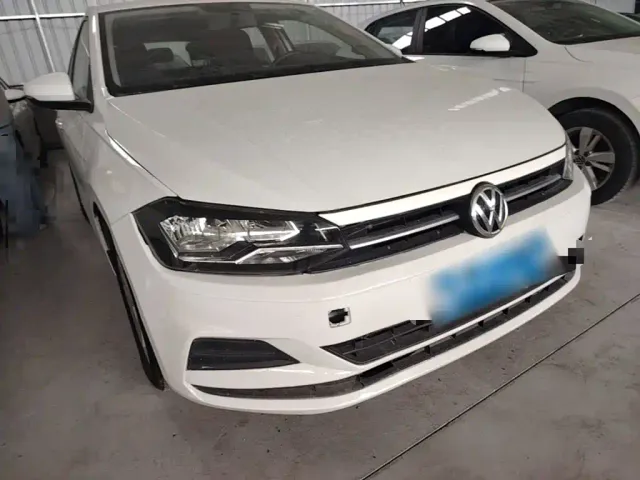 Volkswagen Polo — Фото автомобиля 3