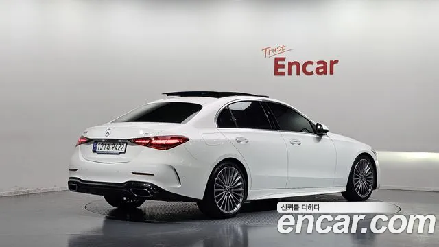 Mercedes-Benz C-Class W206 — Фото автомобиля 2