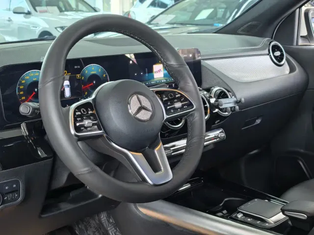 Mercedes-Benz GLA-Class — Фото автомобиля 10