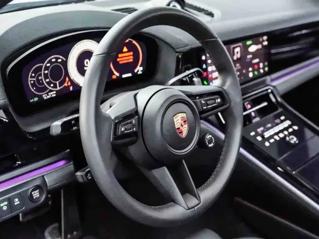 Porsche Panamera — Фото автомобиля 7