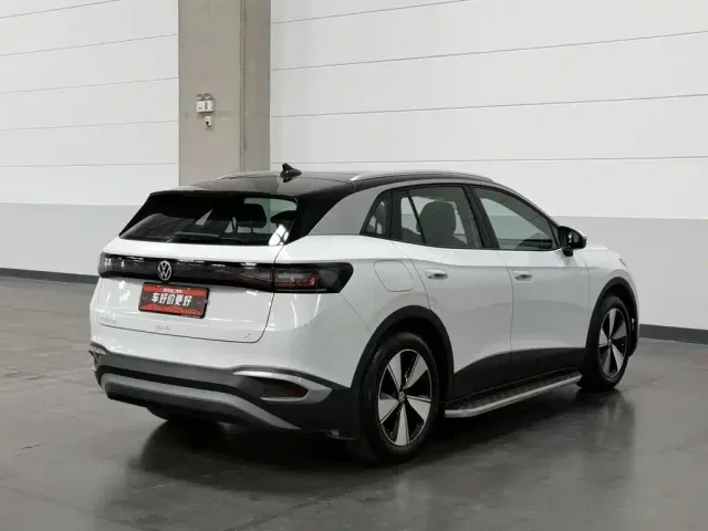 Volkswagen ID.4 X — Фото автомобиля 2