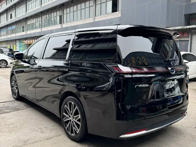 GAC Trumpchi E8 — Фото автомобиля 4