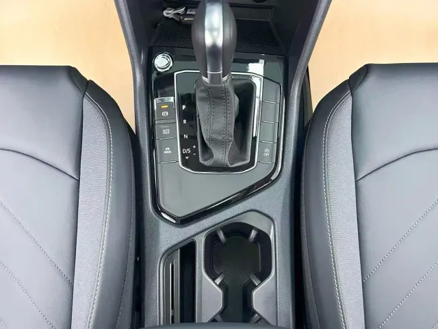 Volkswagen Tharu — Фото автомобиля 18