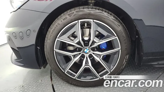 BMW 5 Series G60 — Фото автомобиля 5