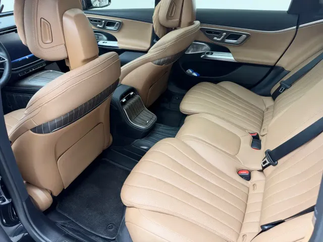 Mercedes-Benz E-Class — Фото автомобиля 9