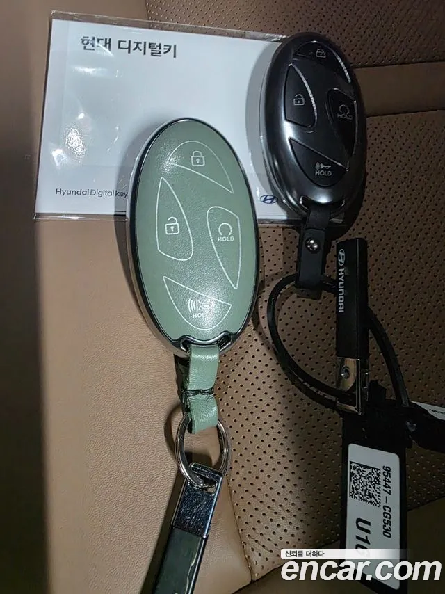 Hyundai Staria Staria 4WD Lounge 9 мест — Фото автомобиля 19