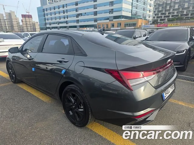 Hyundai AVANTE Avante (CN7) — Фото автомобиля 5