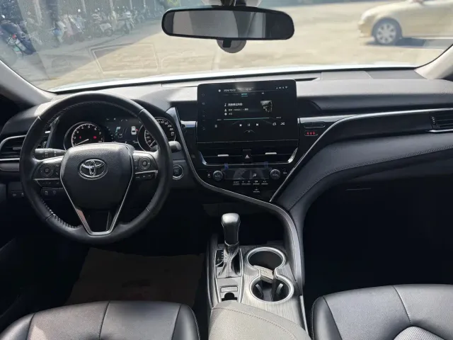 Toyota Camry — Фото автомобиля 9