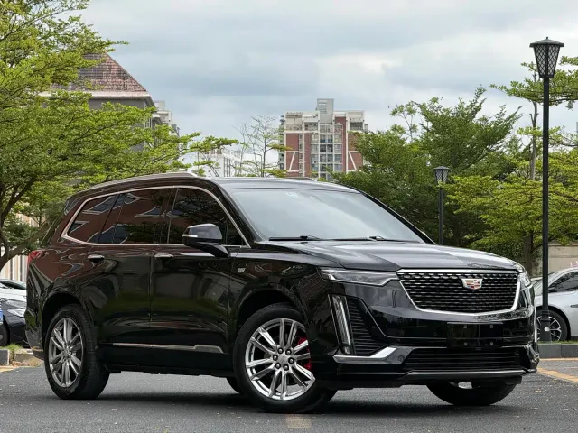 Cadillac XT6 — Фото автомобиля 2