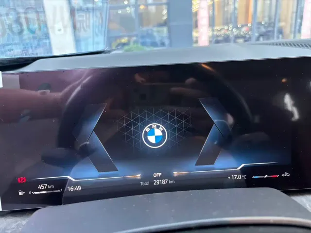 BMW X5 — Фото автомобиля 9