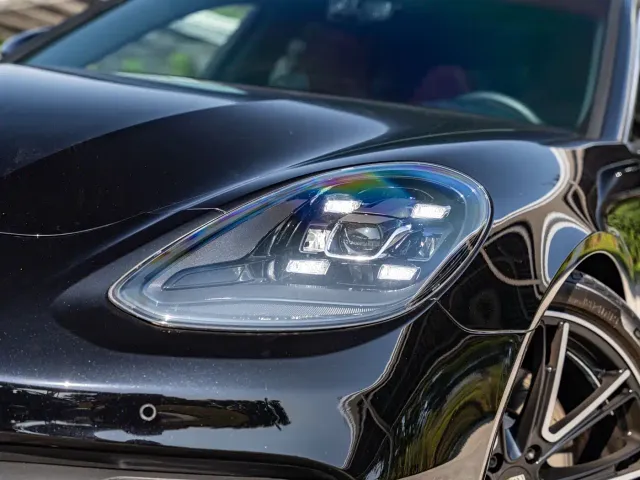 Porsche Panamera — Фото автомобиля 7