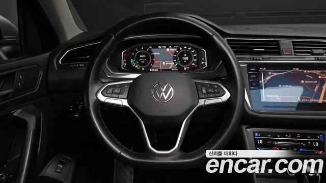 Volkswagen Tiguan — Фото автомобиля 13