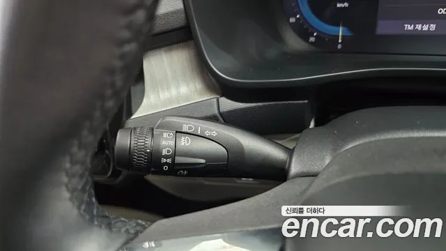 Volvo XC40 — Фото автомобиля 28