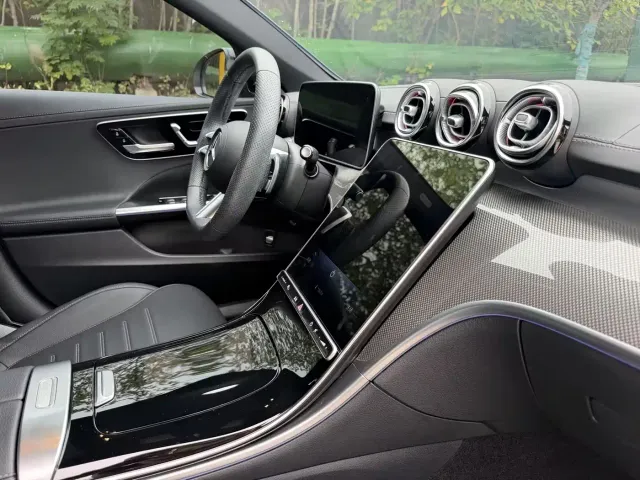 Mercedes-Benz C-Class — Фото автомобиля 12