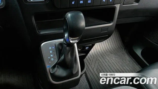 Hyundai Staria — Фото автомобиля 12