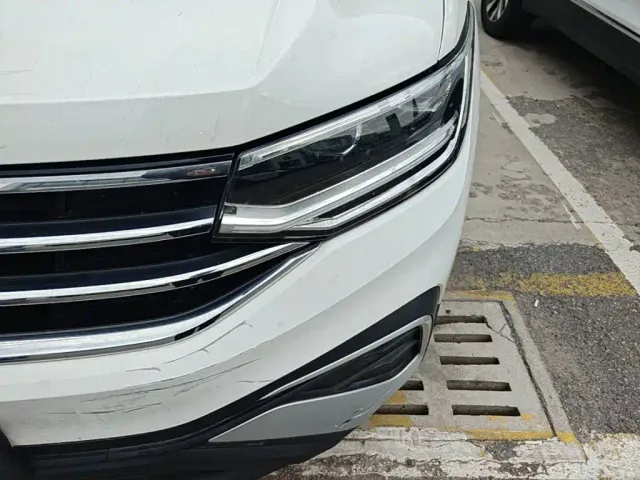 Volkswagen Tiguan L — Фото автомобиля 23