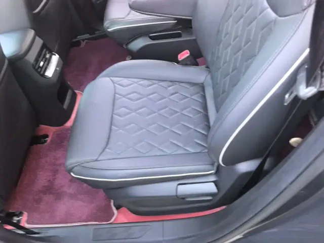Wuling Jiachen — Фото автомобиля 16