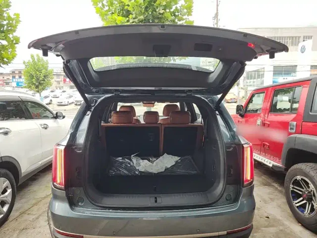 Jetour X70L — Фото автомобиля 18