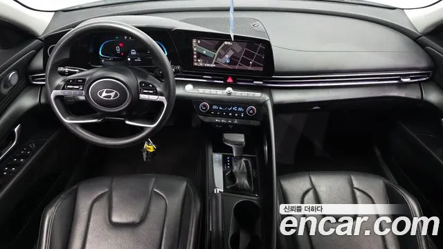 Hyundai Avante — Фото автомобиля 10