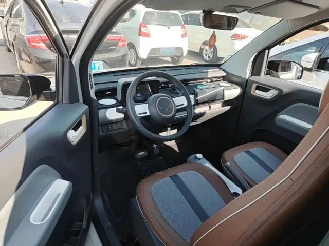 Wuling Hongguang Mini EV — Фото автомобиля 14
