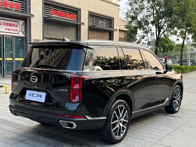 GAC Trumpchi GS8 — Фото автомобиля 11